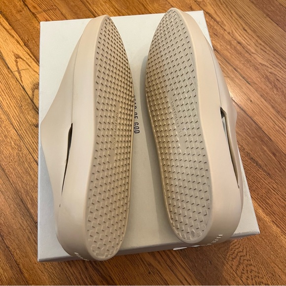 ✨FEAR OF GOD | The California Slide, Almond, LIKE NEW ✨ - Picture 7 of 11
